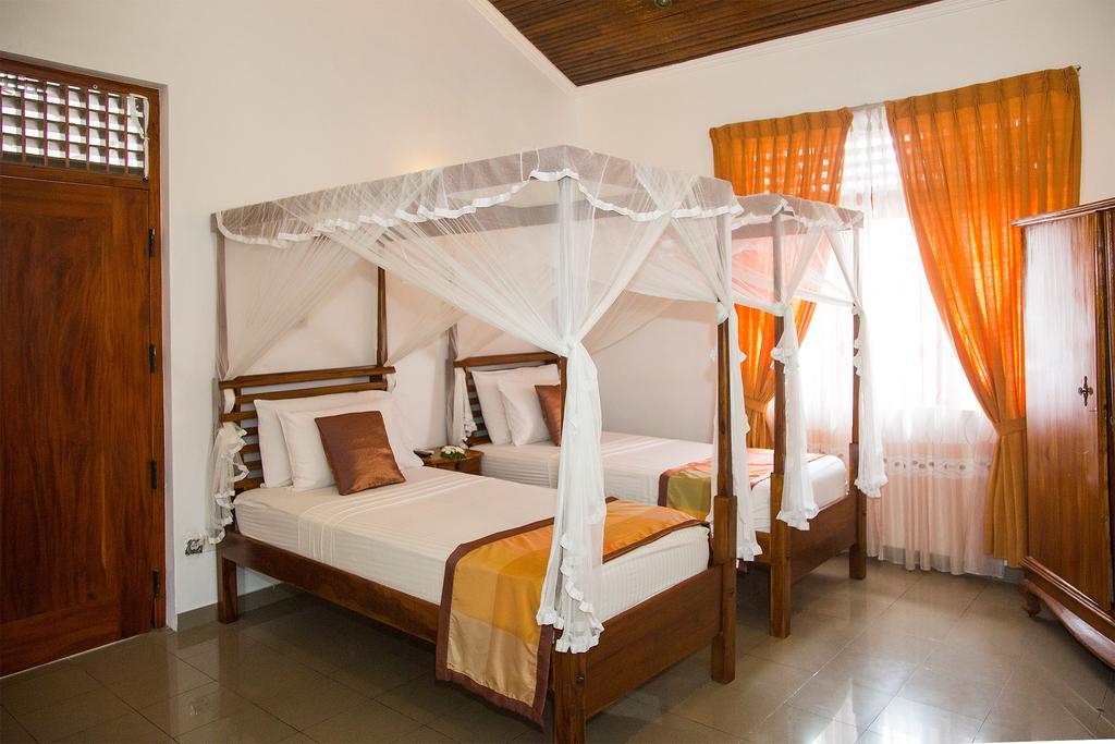 Suriya Arana Bed & Breakfast Негомбо Екстериор снимка